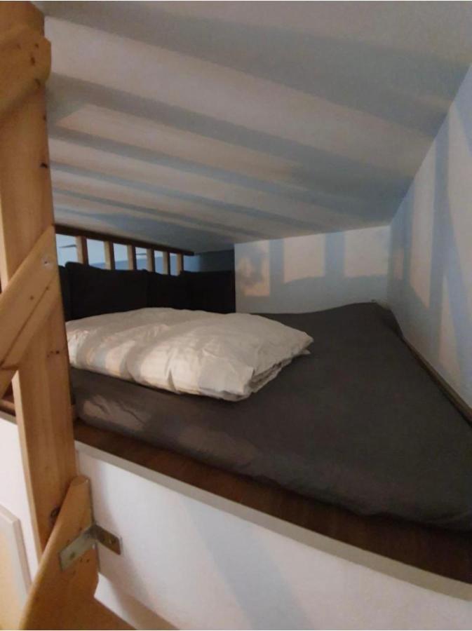 Modern Studio With Mezzanine Le Mont-Sur-Lausanne Exteriör bild